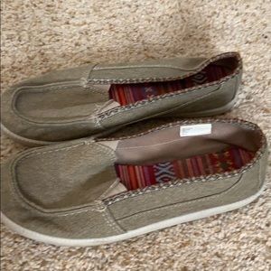 Women’s loafers